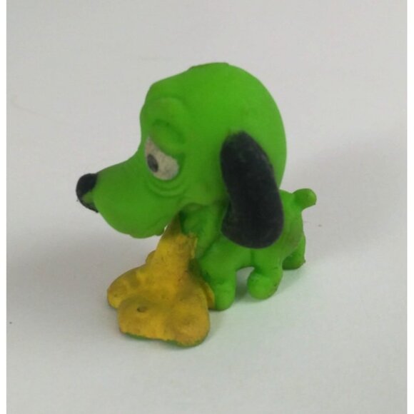 The Ugglys Pet Shop Series 1 Stickiest Green Barfing Beagle Ultra Rare - Picture 4 of 6